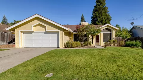 1396 Greenborough Dr, Roseville, CA 95661