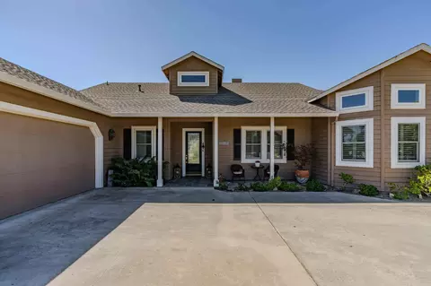 Exterior - 2016 Oak Creek Dr, Copperopolis, CA 95228 photo 7 of 19