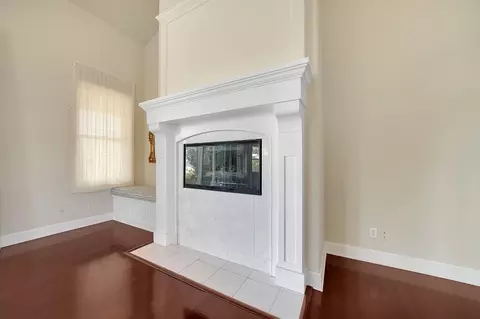 Living - 2016 Oak Creek Dr, Copperopolis, CA 95228 photo 2 of 5