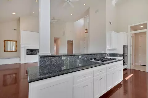 Kitchen - 2016 Oak Creek Dr, Copperopolis, CA 95228 photo 5 of 7