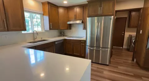 Kitchen - 6400 Bearden Ln, Modesto, CA 95357 photo 8 of 11