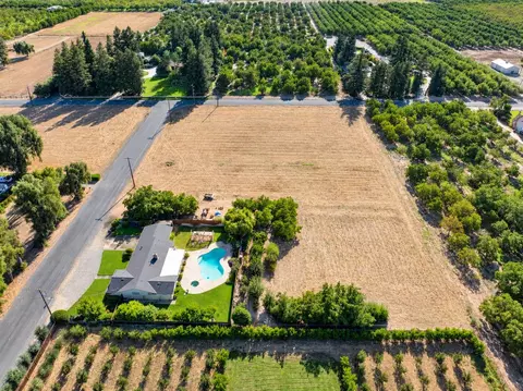 View/Area - 6400 Bearden Ln, Modesto, CA 95357 photo 6 of 7