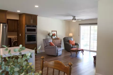 Living - 6400 Bearden Ln, Modesto, CA 95357 photo 3 of 10