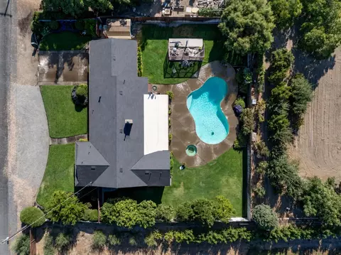 View/Area - 6400 Bearden Ln, Modesto, CA 95357 photo 3 of 7