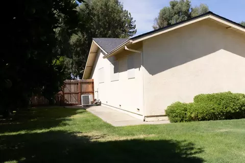 Exterior - 6400 Bearden Ln, Modesto, CA 95357 photo 13 of 13