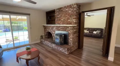 Living - 6400 Bearden Ln, Modesto, CA 95357 photo 6 of 10