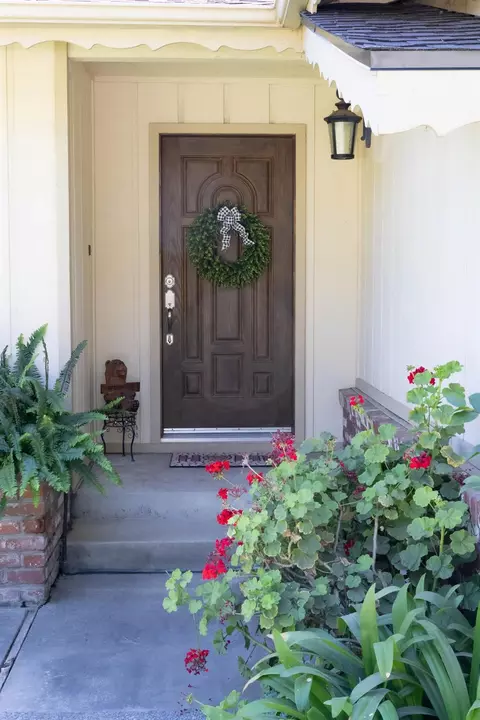 Entry Way - 6400 Bearden Ln, Modesto, CA 95357 photo 1 of 6