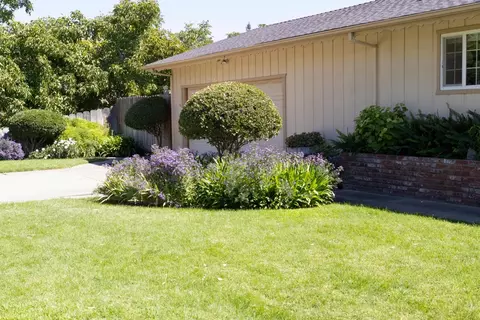 Exterior - 6400 Bearden Ln, Modesto, CA 95357 photo 5 of 13
