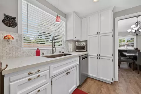 Kitchen - 6005 Tree Line Ct, Orangevale, CA 95662 photo 3 of 8