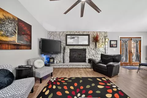 Living - 6005 Tree Line Ct, Orangevale, CA 95662 photo 1 of 2