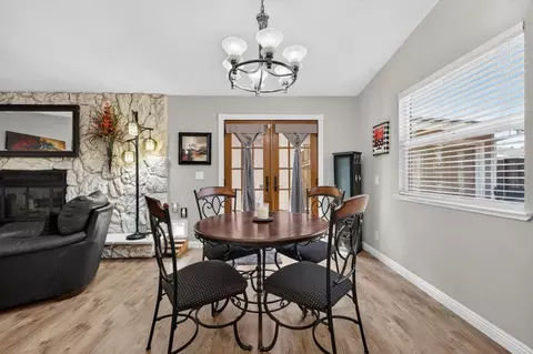 Dining - 6005 Tree Line Ct, Orangevale, CA 95662 photo 2 of 7