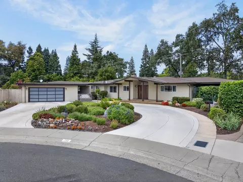 211 Callnon Ct, Sacramento, CA 95864