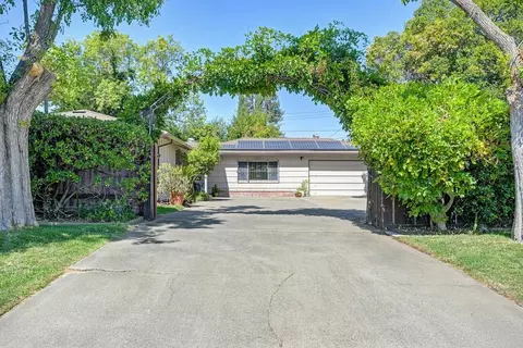 5017 Springfield Way, Sacramento, CA 95841