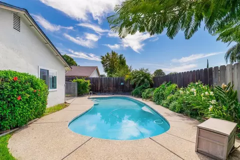 Exterior - 875 Joranollo Dr, Tracy, CA 95376 photo 9 of 13