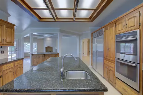 Kitchen - 2500 Barola Ln, Modesto, CA 95356 photo 3 of 7