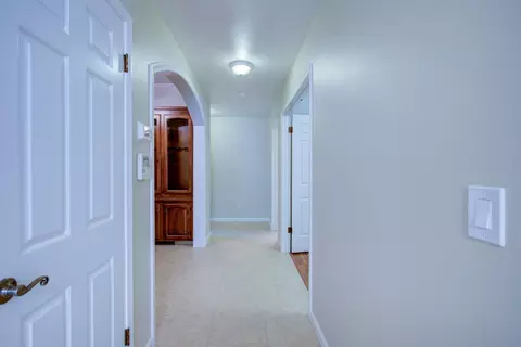 Entry Way - 2500 Barola Ln, Modesto, CA 95356 photo 1 of 7