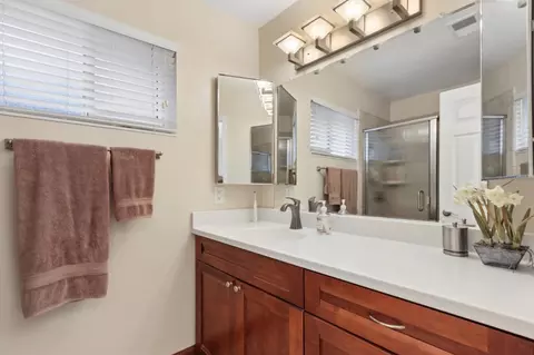 Bath - 2718 Adrian Dr, Davis, CA 95618 photo 1 of 3