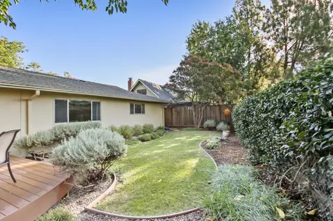 Exterior - 2718 Adrian Dr, Davis, CA 95618 photo 6 of 13