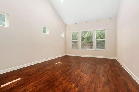 Living - 2454 Kaweah Ave, Clovis, CA 93619 photo 1 of 13