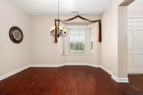 Living - 2454 Kaweah Ave, Clovis, CA 93619 photo 7 of 13