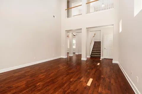 Living - 2454 Kaweah Ave, Clovis, CA 93619 photo 3 of 13