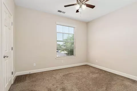 Bedroom - 2454 Kaweah Ave, Clovis, CA 93619 photo 8 of 8