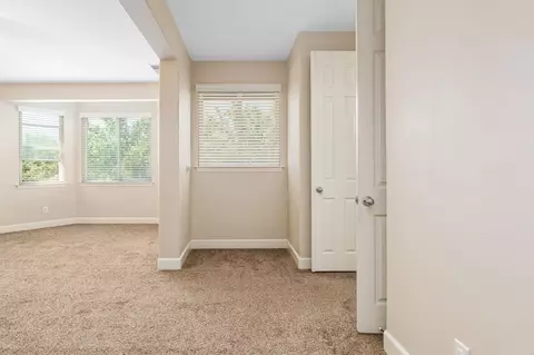 Bedroom - 2454 Kaweah Ave, Clovis, CA 93619 photo 2 of 8