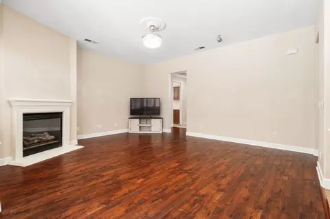 Living - 2454 Kaweah Ave, Clovis, CA 93619 photo 12 of 13