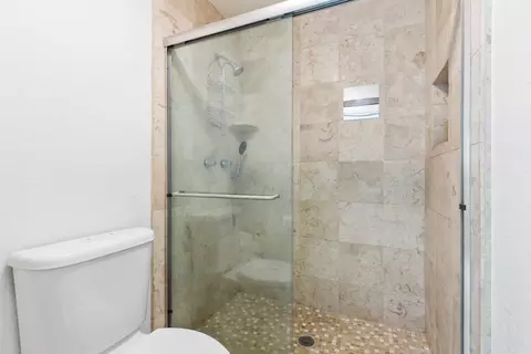 Bath - 1890 Ashland Dr, Tracy, CA 95376 photo 1 of 3