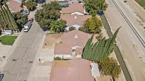 View/Area - 1890 Ashland Dr, Tracy, CA 95376 photo 6 of 7