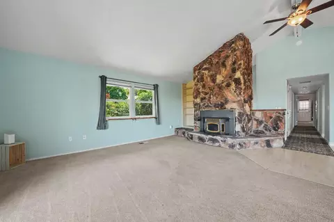 Living - 135 Mark Ln, Sutter Creek, CA 95685 photo 5 of 11