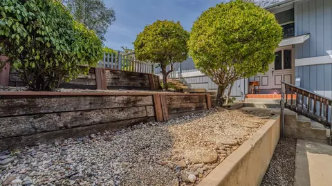 Exterior - 135 Mark Ln, Sutter Creek, CA 95685 photo 9 of 30