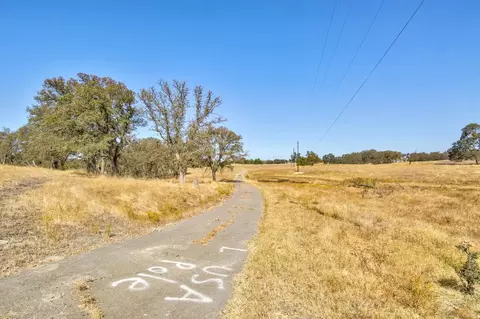 Exterior - 5065 Messing Rd, Burson, CA 95225 photo 1 of 10