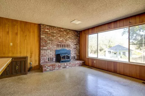 Living - 5065 Messing Rd, Burson, CA 95225 photo 4 of 4