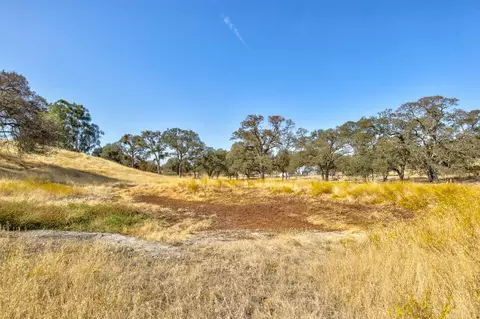 Exterior - 5065 Messing Rd, Burson, CA 95225 photo 8 of 10