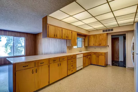 Kitchen - 5065 Messing Rd, Burson, CA 95225 photo 2 of 7