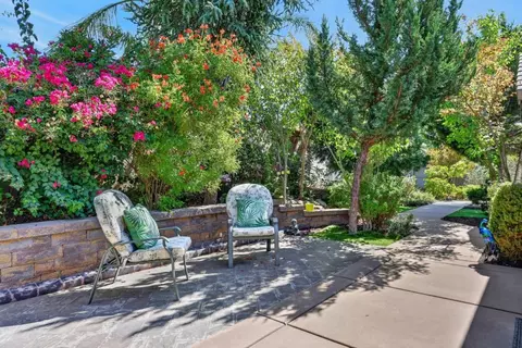 9845 Brierton Ct, Elk Grove, CA 95757