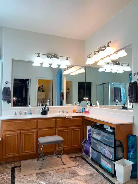 Bath - 4113 Keepsake Dr, Modesto, CA 95356 photo 4 of 4