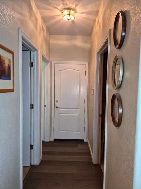 Entry Way - 4113 Keepsake Dr, Modesto, CA 95356 photo 2 of 3