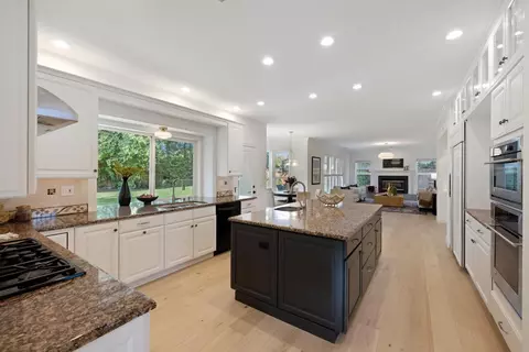 Kitchen - 619 Mockingbird Pl, Davis, CA 95616 photo 3 of 3