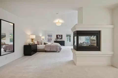 Bedroom - 619 Mockingbird Pl, Davis, CA 95616 photo 2 of 9