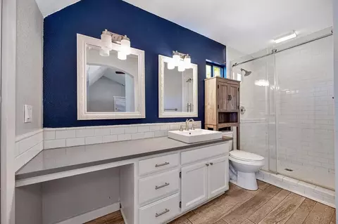 Bath - 2789 Cascade Trl, Cool, CA 95614 photo 2 of 3