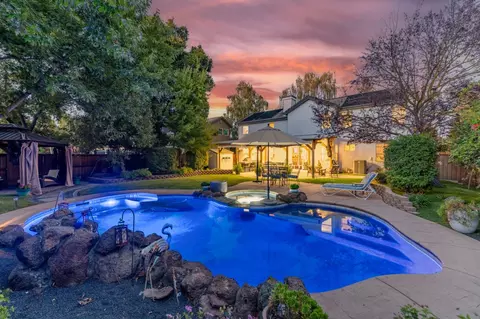 3749 Grand Point Ln, Elk Grove, CA 95758