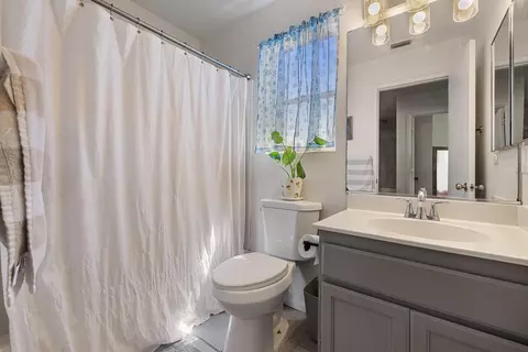 Bath - 4420 Dandelion Ct, Salida, CA 95368 photo 2 of 3