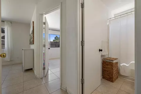 Entry Way - 4420 Dandelion Ct, Salida, CA 95368 photo 4 of 8