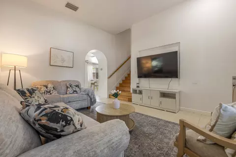 Living - 4420 Dandelion Ct, Salida, CA 95368 photo 2 of 2
