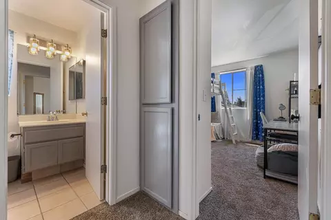 Entry Way - 4420 Dandelion Ct, Salida, CA 95368 photo 7 of 8