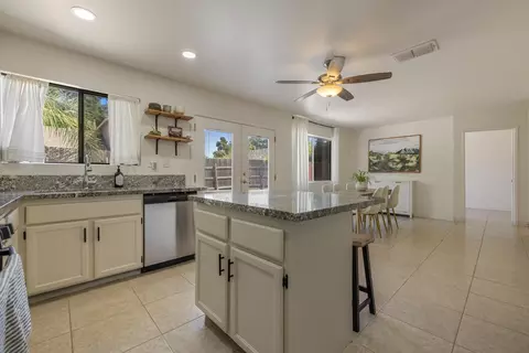 Kitchen - 4420 Dandelion Ct, Salida, CA 95368 photo 2 of 4