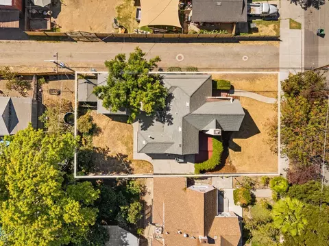 View/Area - 418 W Laurel St, Willows, CA 95988 photo 4 of 5