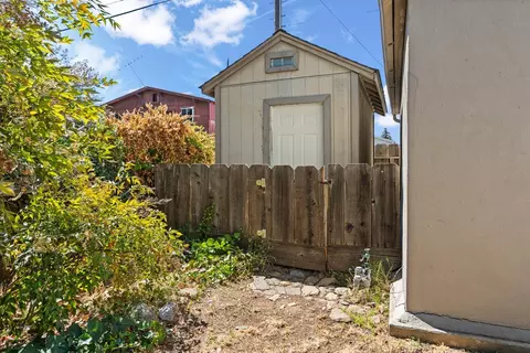 Exterior - 418 W Laurel St, Willows, CA 95988 photo 9 of 13